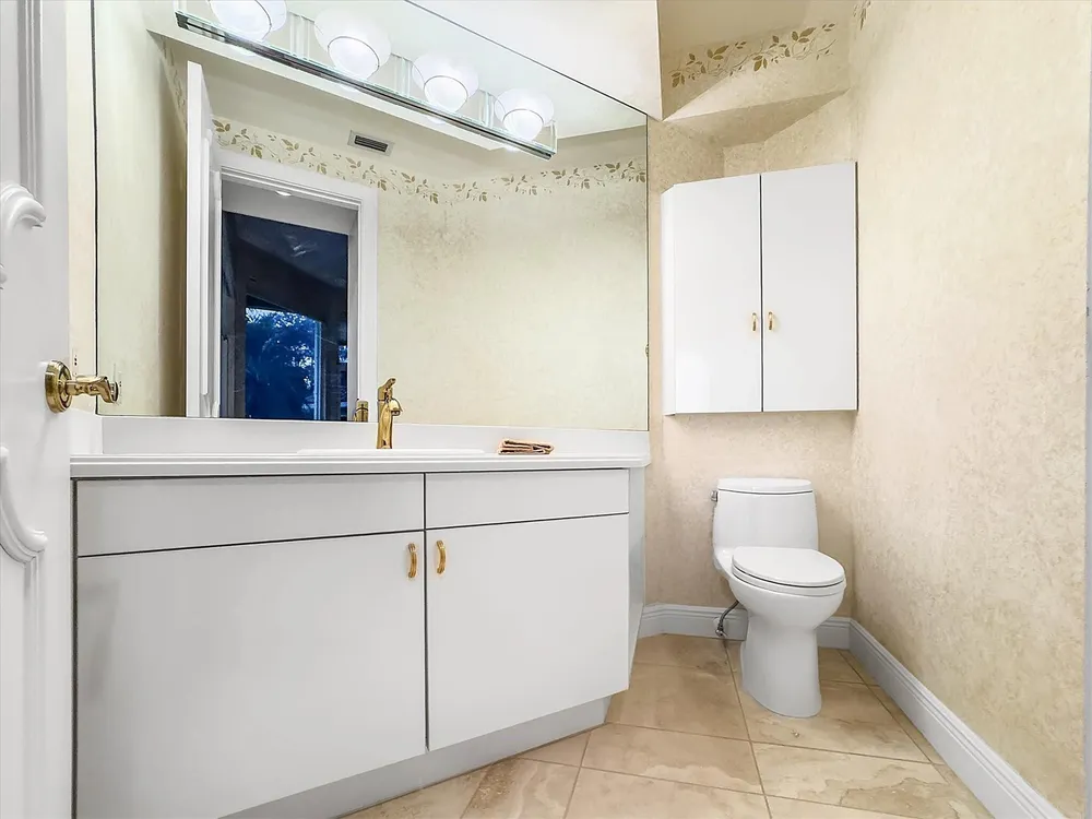 3060 Paddock Rd, Weston, FL 33331
