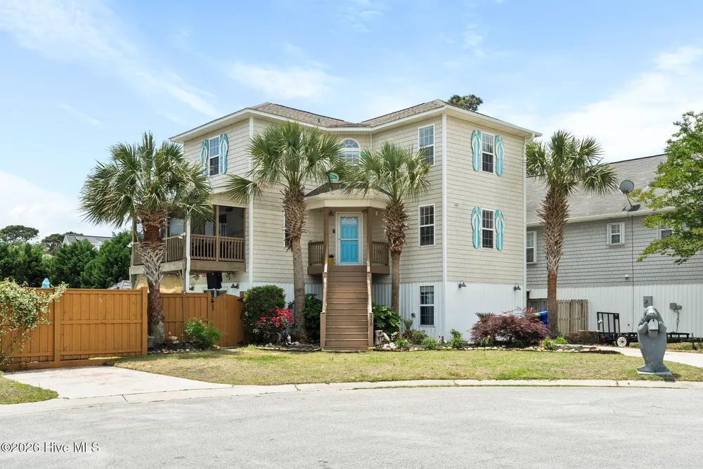 110 Palm Breeze Dr, Carolina Beach, NC 28428