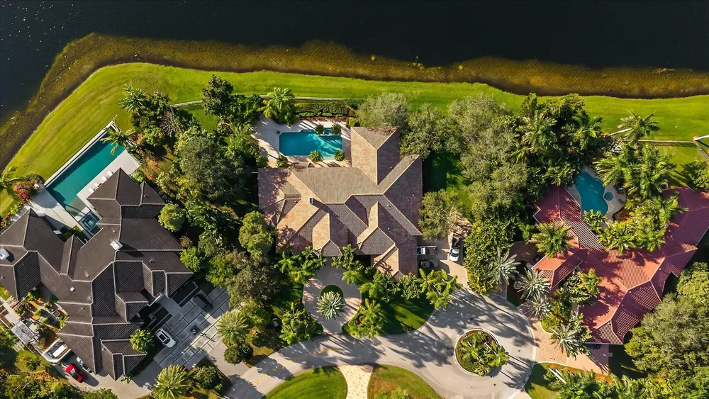 3060 Paddock Rd, Weston, FL 33331