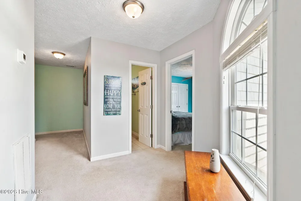 110 Palm Breeze Dr, Carolina Beach, NC 28428