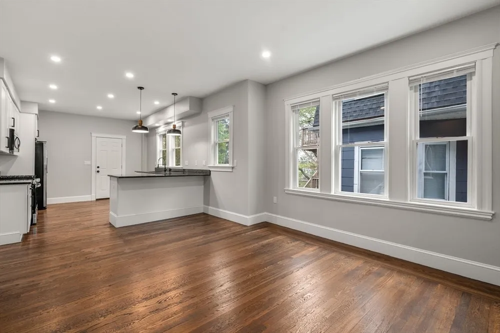 21 Westmore Rd, Boston, MA 02126