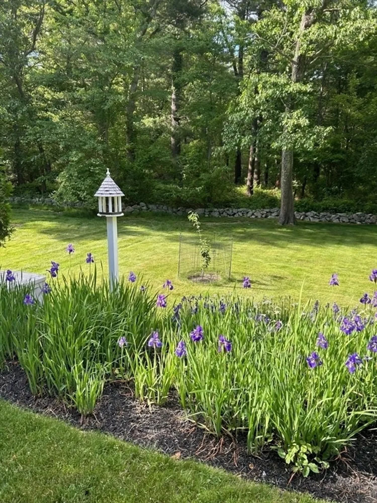 71 Clubhouse Dr, Hingham, MA 02043