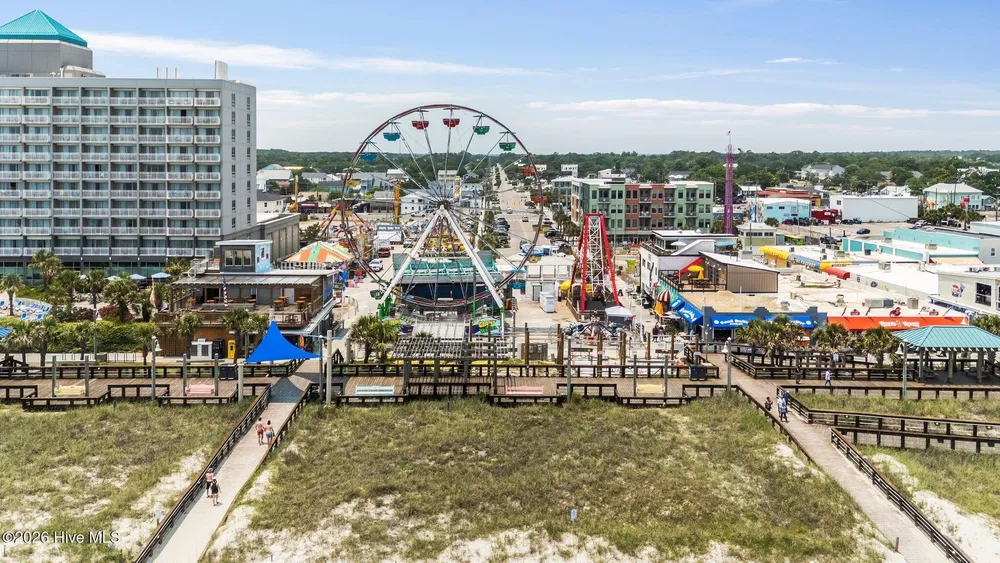 110 Palm Breeze Dr, Carolina Beach, NC 28428