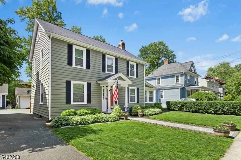 380 Elm Ave, Rahway, NJ 07065
