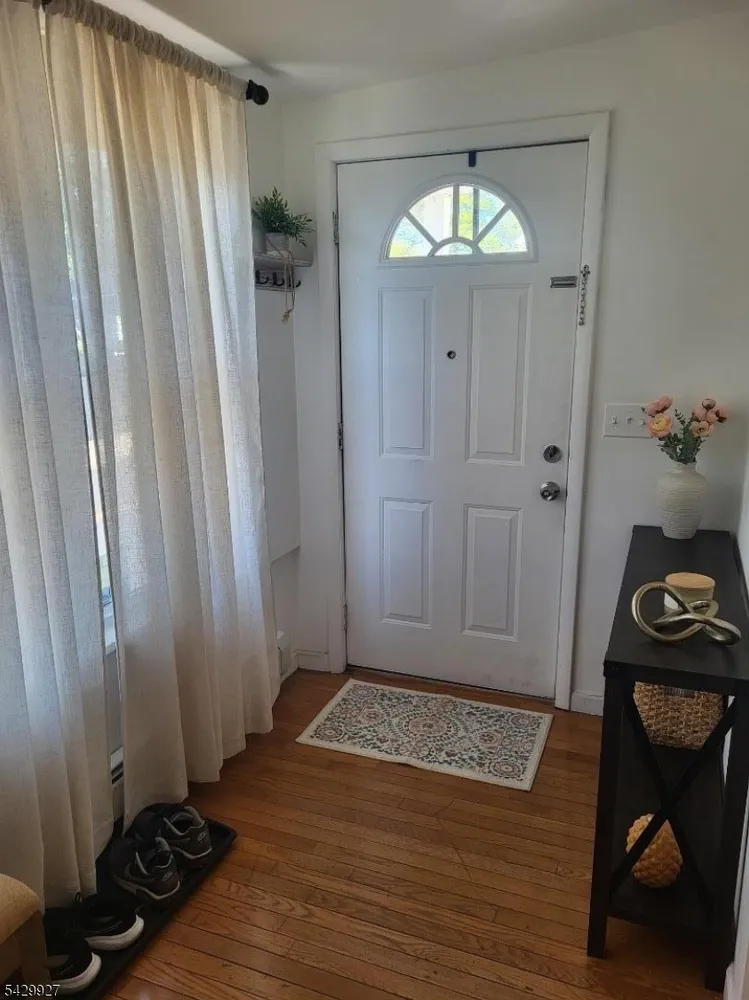 377 5th Ave, Paterson, NJ 07514