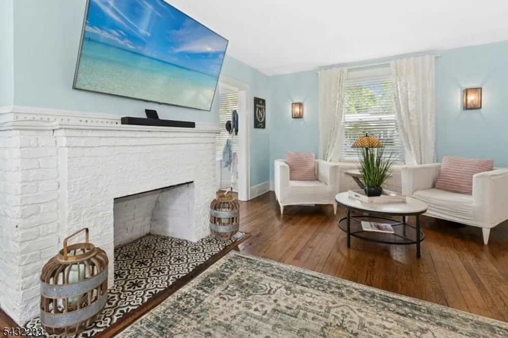 380 Elm Ave, Rahway, NJ 07065
