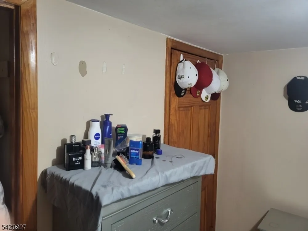 377 5th Ave, Paterson, NJ 07514