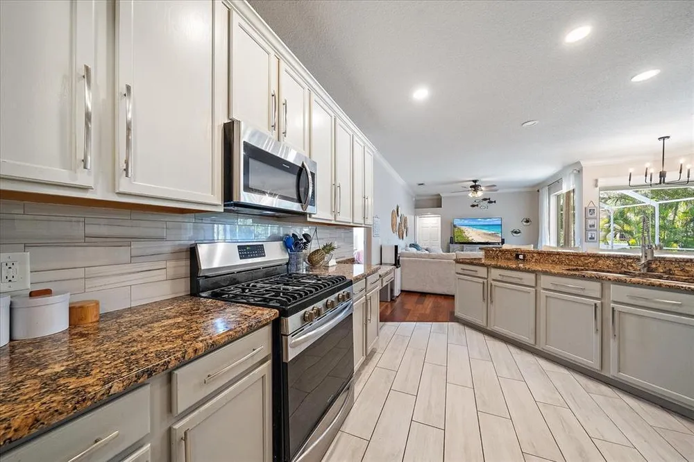 11719 Winding Woods Way, Lakewood Ranch, FL 34202
