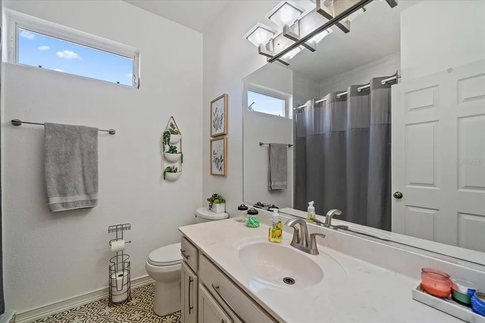 11719 Winding Woods Way, Lakewood Ranch, FL 34202