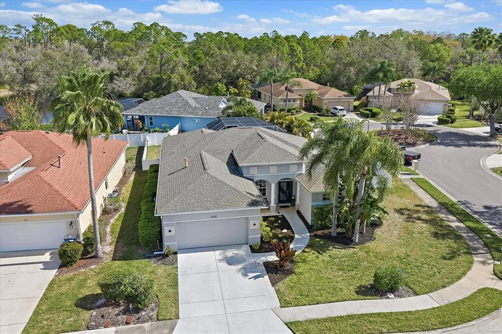 11719 Winding Woods Way, Lakewood Ranch, FL 34202