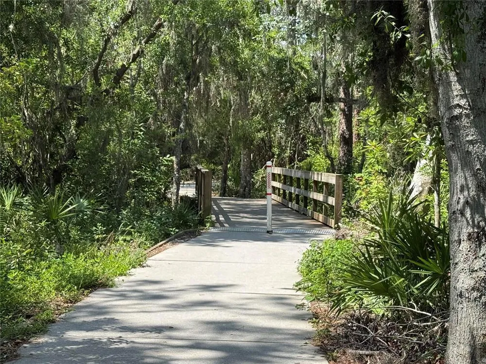 11719 Winding Woods Way, Lakewood Ranch, FL 34202