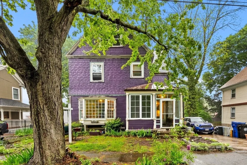 67 Maple St, Milton, MA 02186