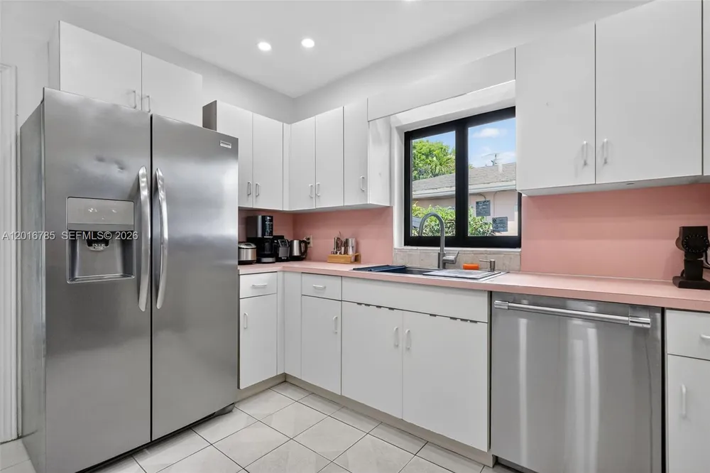 1871 SW 23rd St, Miami, FL 33145