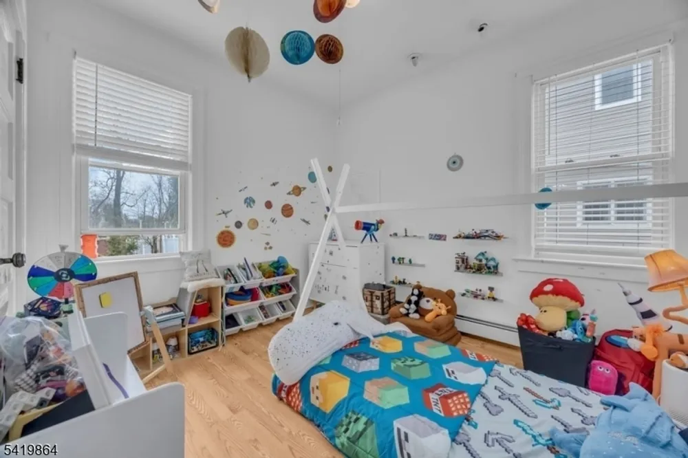 2288 North Ave, Scotch Plains, NJ 07076-4526