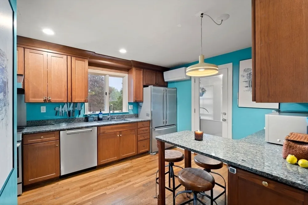 67 Maple St, Milton, MA 02186