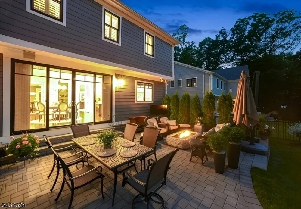 107 Longview Ave, Chatham, NJ 07928