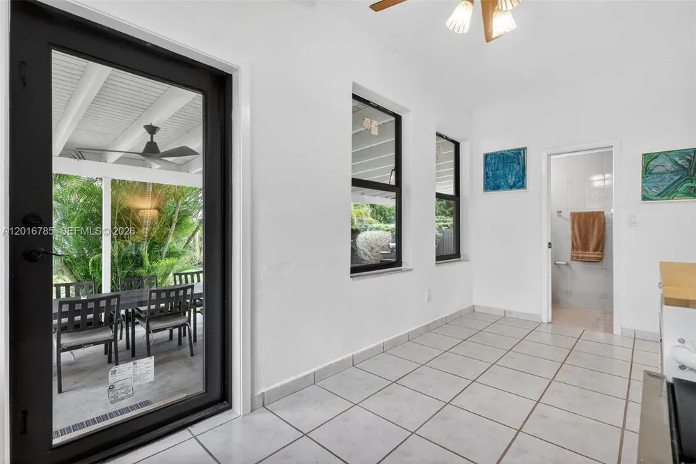 1871 SW 23rd St, Miami, FL 33145