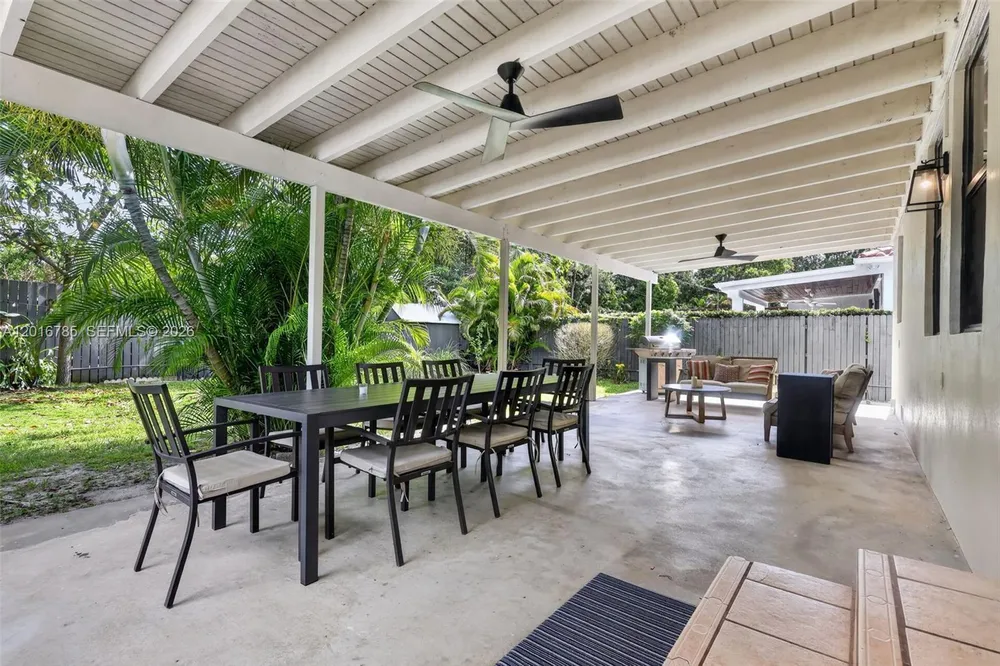 1871 SW 23rd St, Miami, FL 33145