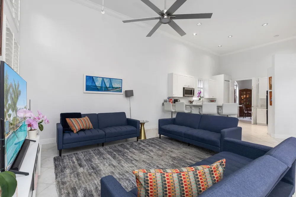 6246 NW 125th Ave, Coral Springs, FL 33076
