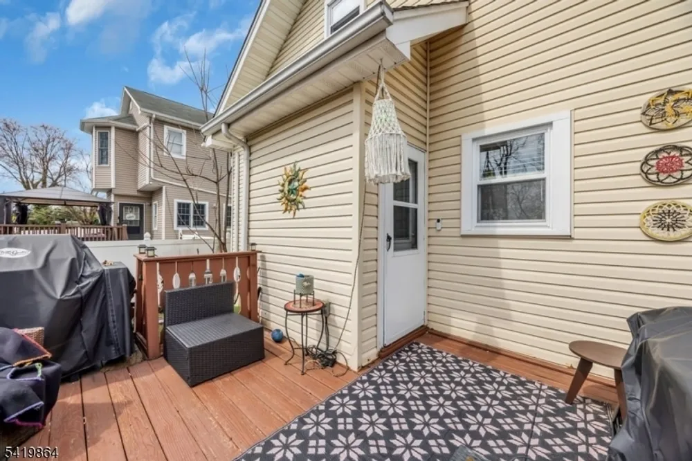 2288 North Ave, Scotch Plains, NJ 07076-4526