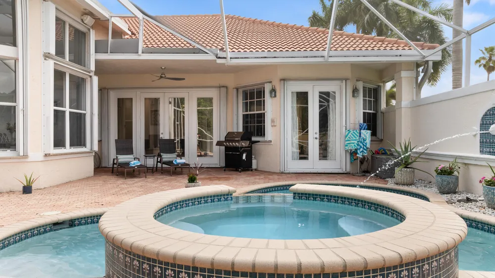 6246 NW 125th Ave, Coral Springs, FL 33076