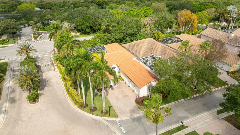6246 NW 125th Ave, Coral Springs, FL 33076