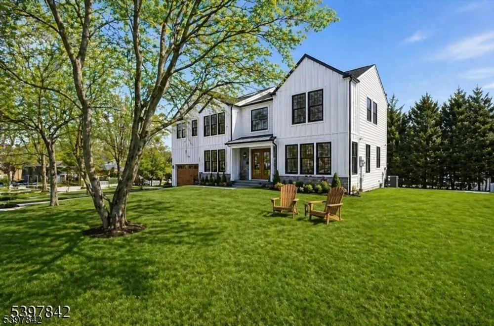 32 Felch Rd, Florham Park, NJ 07932