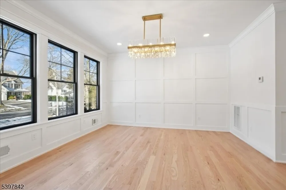32 Felch Rd, Florham Park, NJ 07932