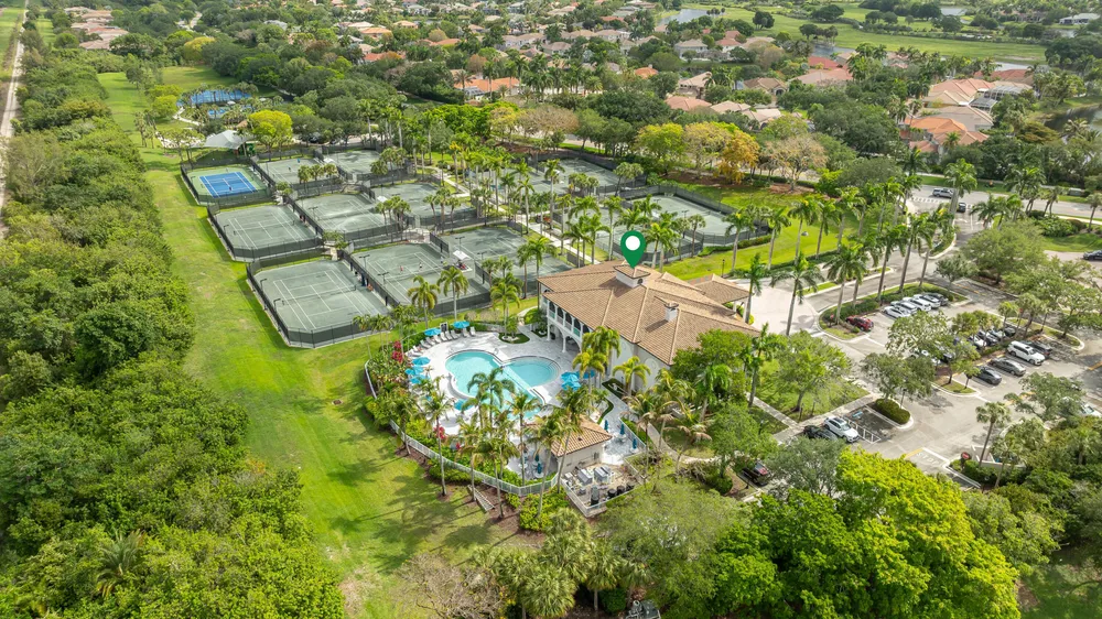 6246 NW 125th Ave, Coral Springs, FL 33076