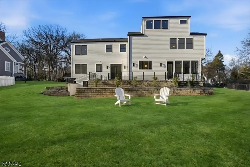 32 Felch Rd, Florham Park, NJ 07932