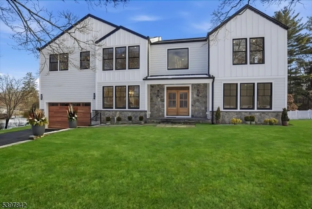 32 Felch Rd, Florham Park, NJ 07932