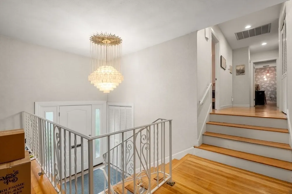 58 Donna Rd, Newton, MA 02459
