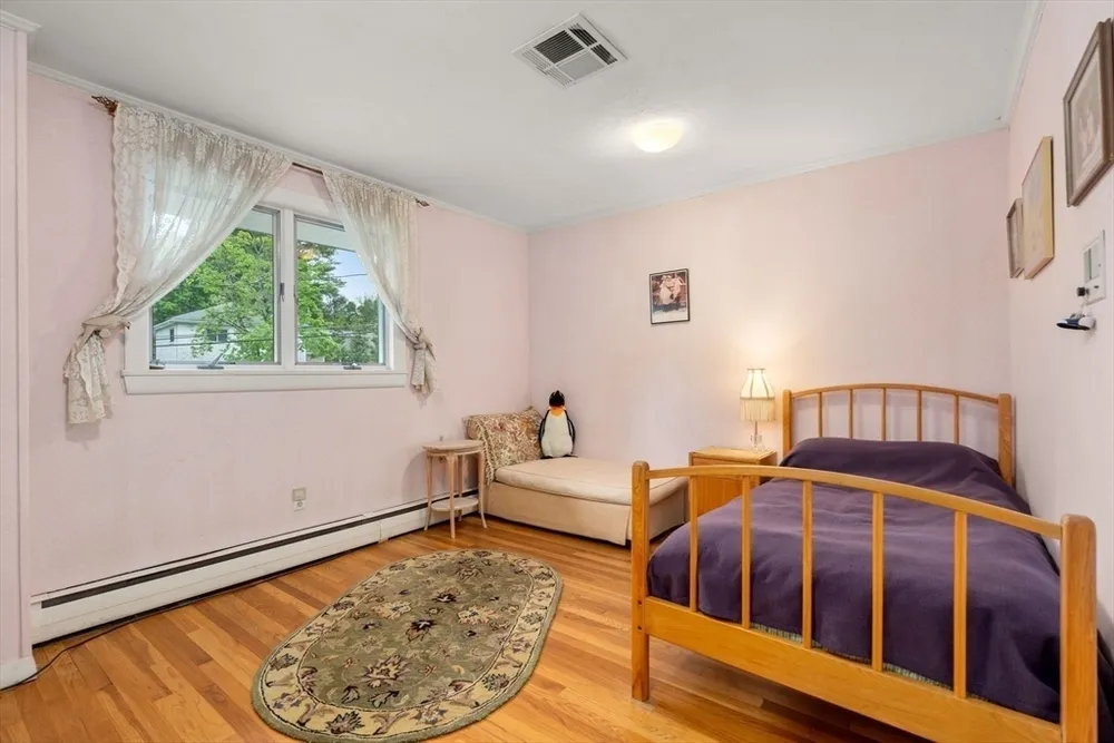 58 Donna Rd, Newton, MA 02459