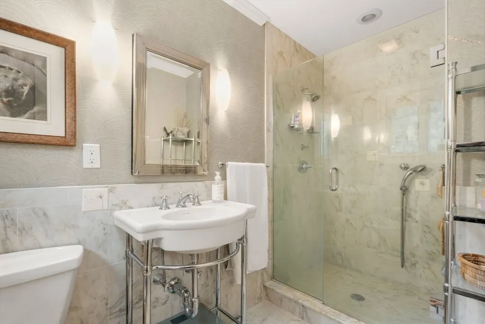 58 Donna Rd, Newton, MA 02459
