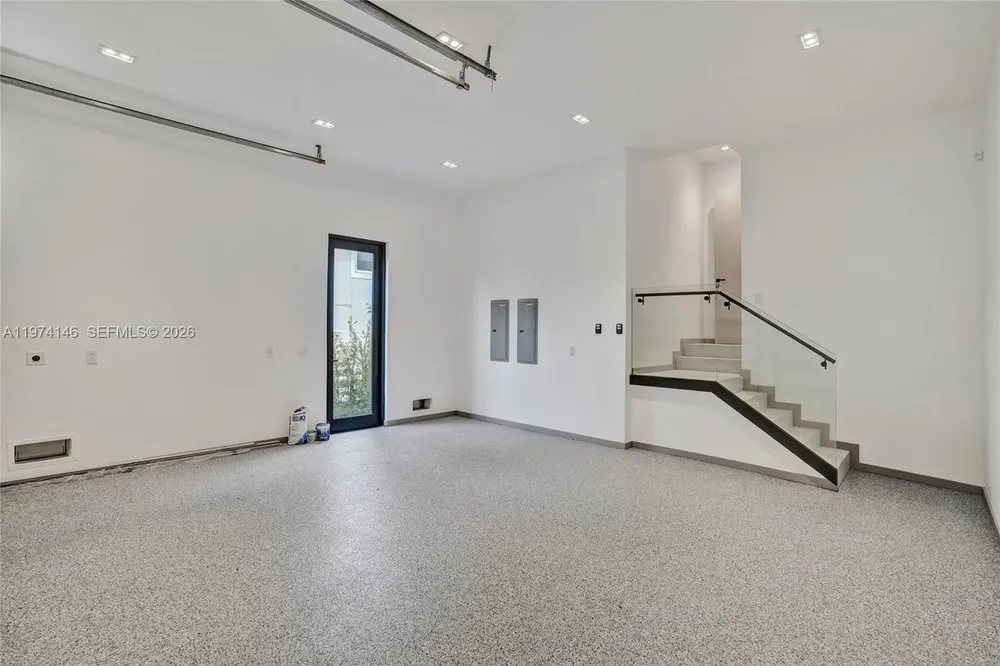 1379 NE 104th St, Miami Shores, FL 33138