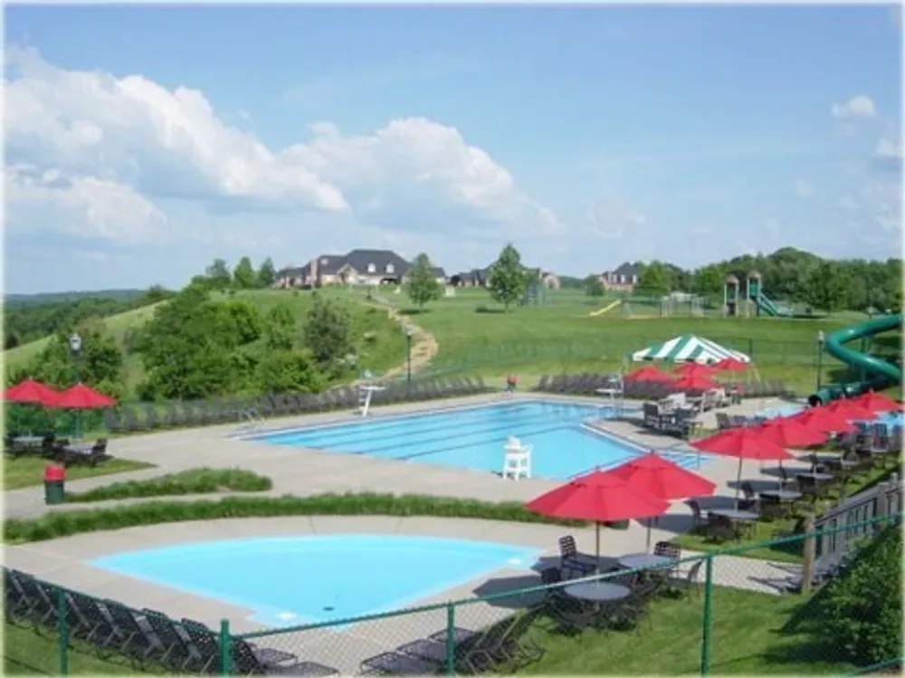 470 Four Lakes Dr, Gibsonia, PA 15044