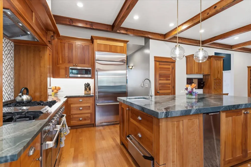 5074 Iroquois Way, Ogden, UT 84403