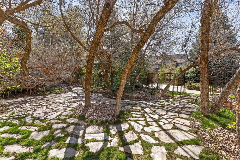 5074 Iroquois Way, Ogden, UT 84403