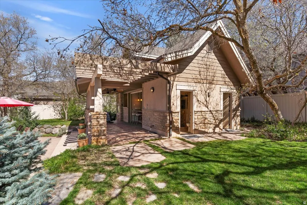 5074 Iroquois Way, Ogden, UT 84403