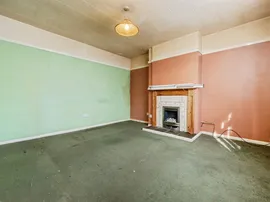 Hawthorn Close, Linslade, Leighton Buzzard thumb 3