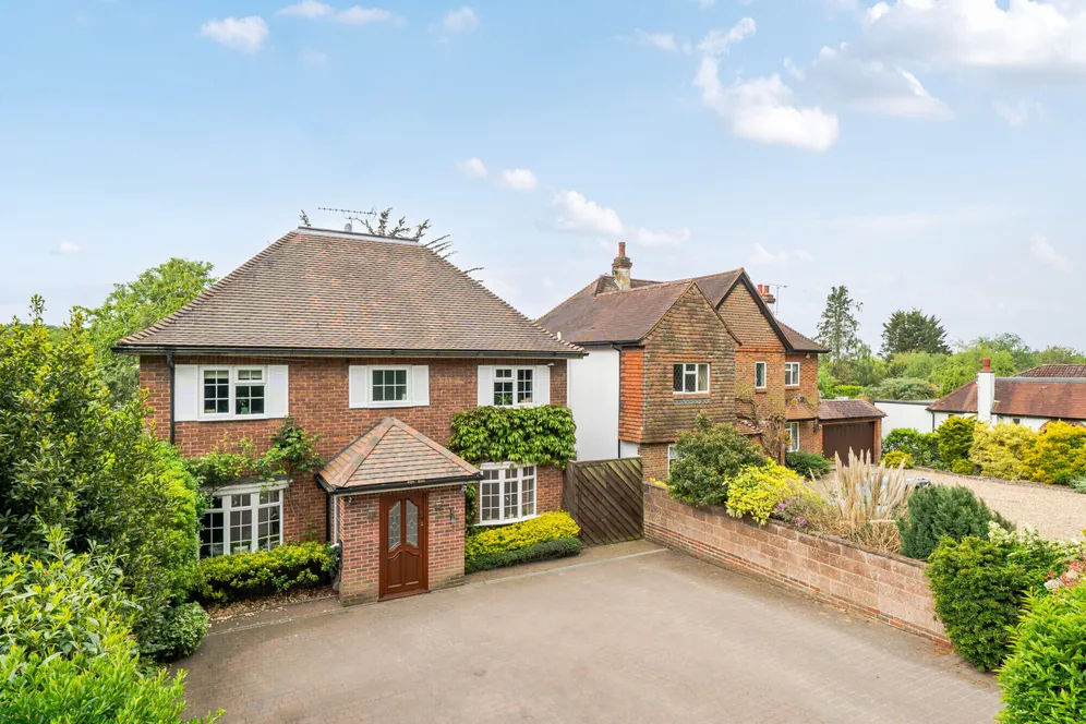 Rowley Lane, Slough, SL3 photo 9