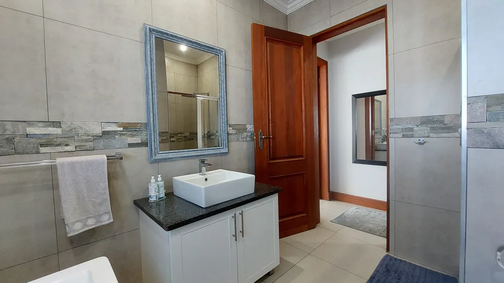 South Africa, North West, Magalies Golf Estate, Magalies River Club Street, 14