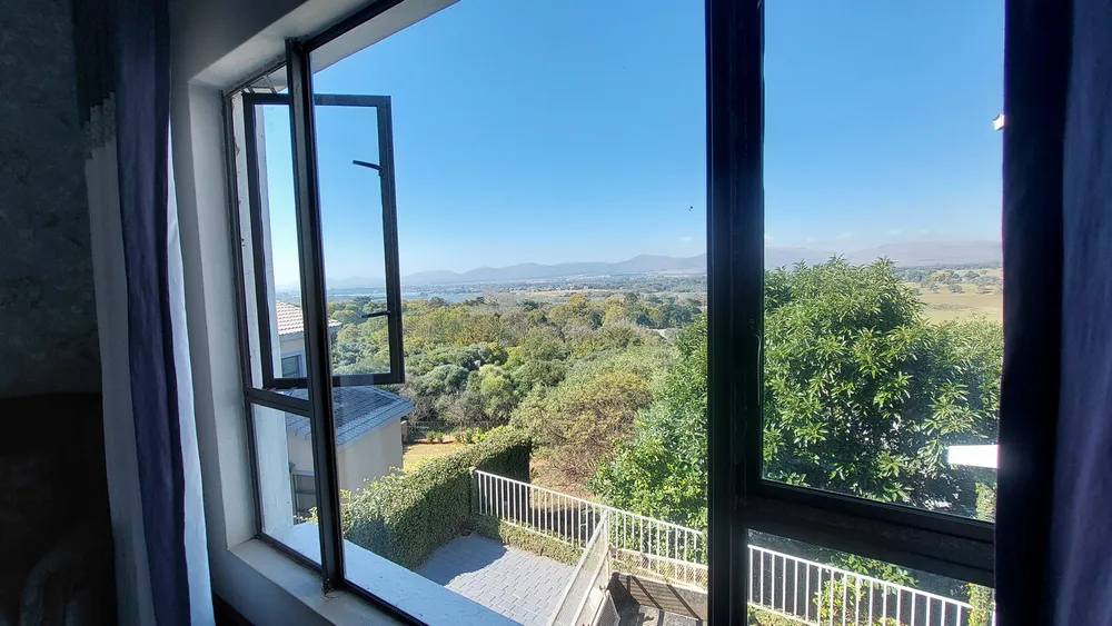 South Africa, North West, Magalies Golf Estate, Magalies River Club Street, 14
