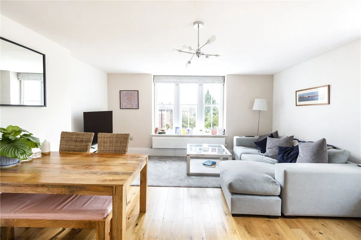 Oakfield Road, Clifton