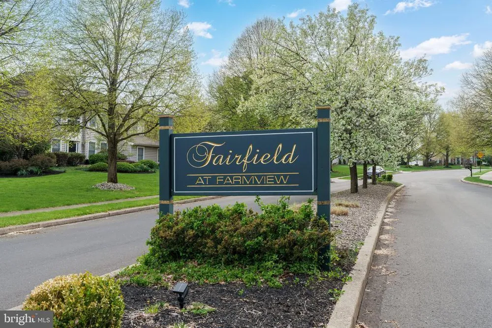 1479 Greenmeadows Rd, Yardley, PA 19067