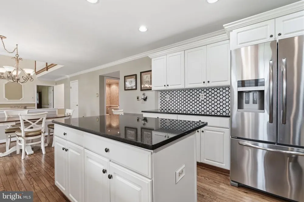 1479 Greenmeadows Rd, Yardley, PA 19067