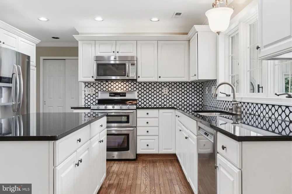 1479 Greenmeadows Rd, Yardley, PA 19067