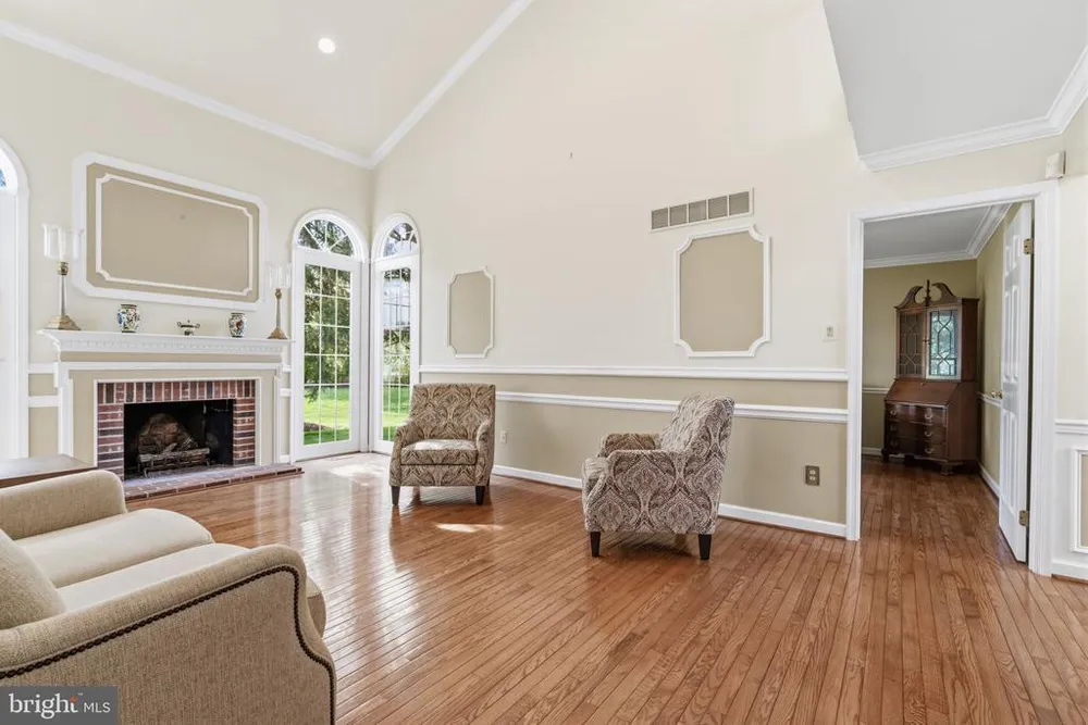 1479 Greenmeadows Rd, Yardley, PA 19067