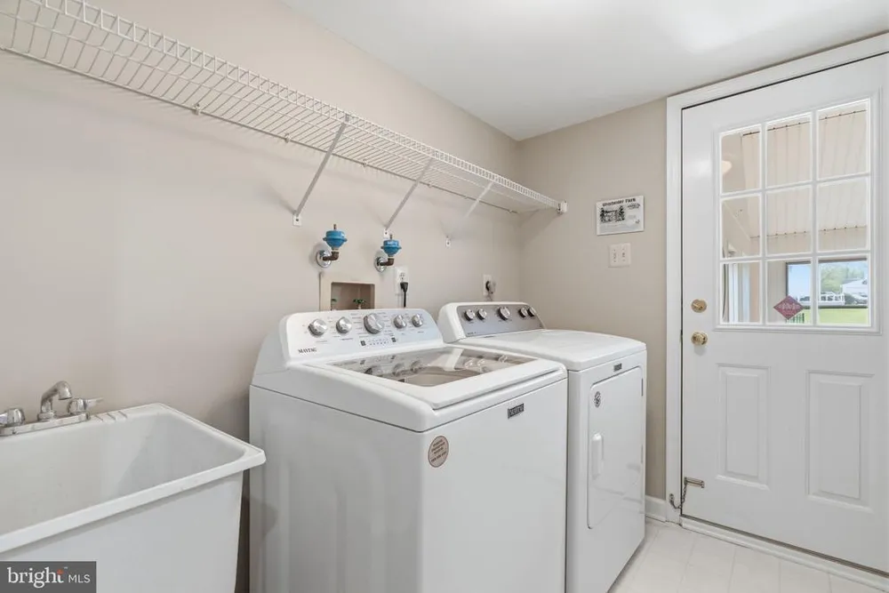 1479 Greenmeadows Rd, Yardley, PA 19067