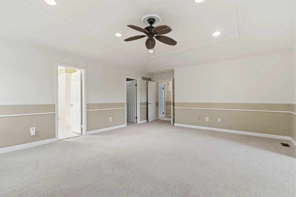 1479 Greenmeadows Rd, Yardley, PA 19067